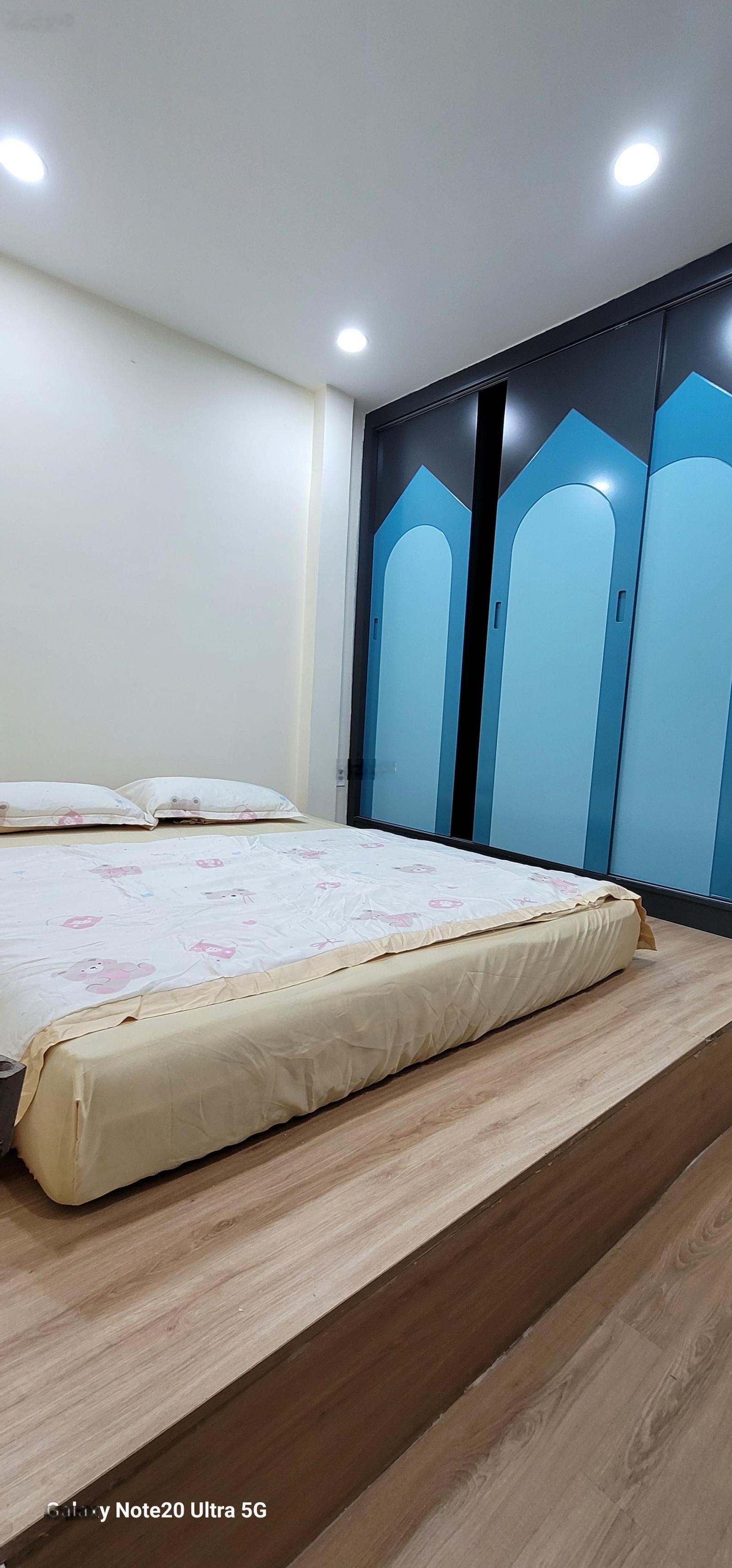 #tânbình 3 tầng btct full nt 3pn 3wc sát chợ phạm văn hai 1 căn ra đường nhựa 5,45 tỷ tl