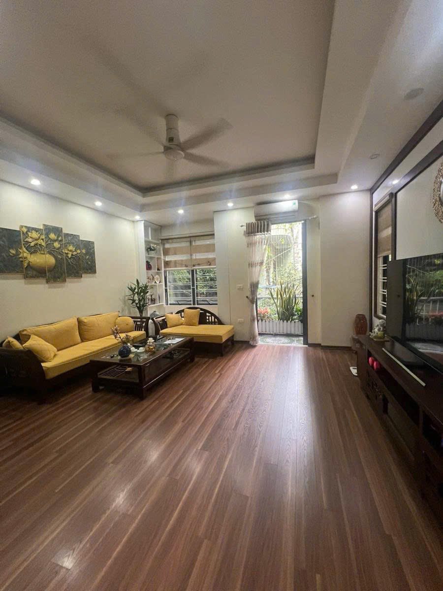 Bán nhà riêng quận Tây Hồ, thành phố Hà Nội giá 30,5 tỷ