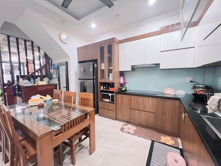 Bán nhà riêng quận Đống Đa, thành phố Hà Nội, giá 12,5 tỷ