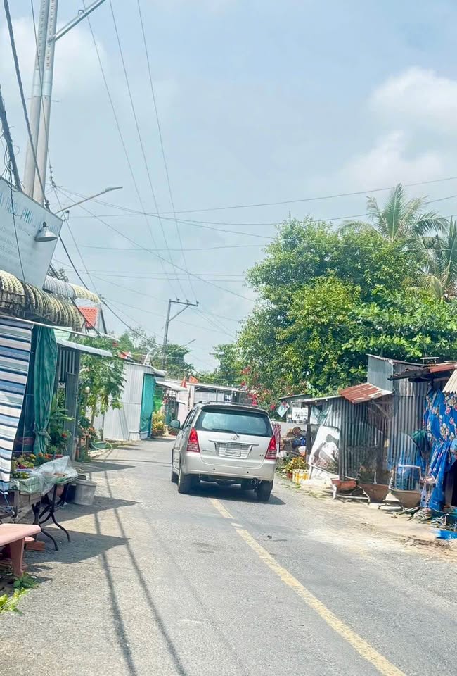 Bán nền sông 608m² Vĩnh Trạch 1 tỷ, tặng nhà cấp 4