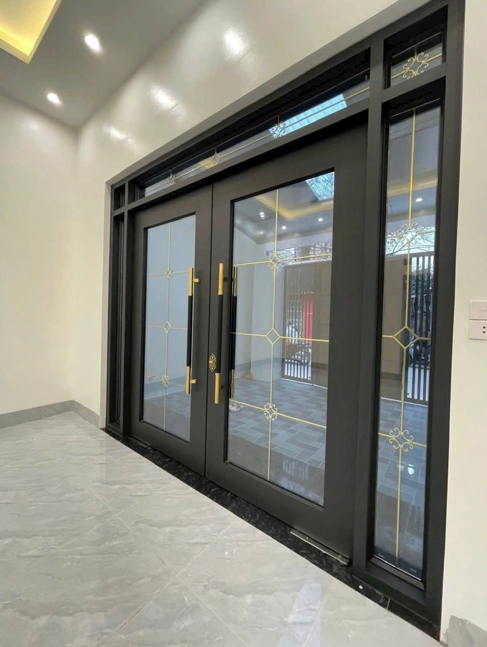 Bán nhà 2 tầng mặt đường Phố Muối, trung tâm Lạng Sơn, phù hợp kinh doanh đa ngành