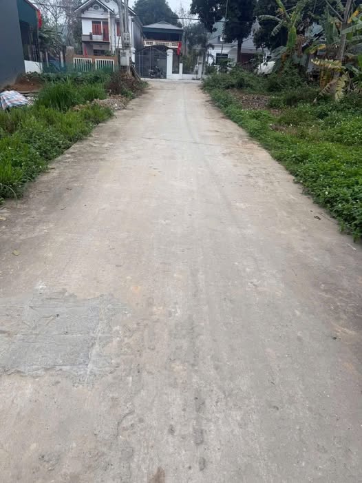 Bán đất nhà nước giao, giá chưa bằng đất phân lô tại Quang Sơn, Lập Thạch cũ