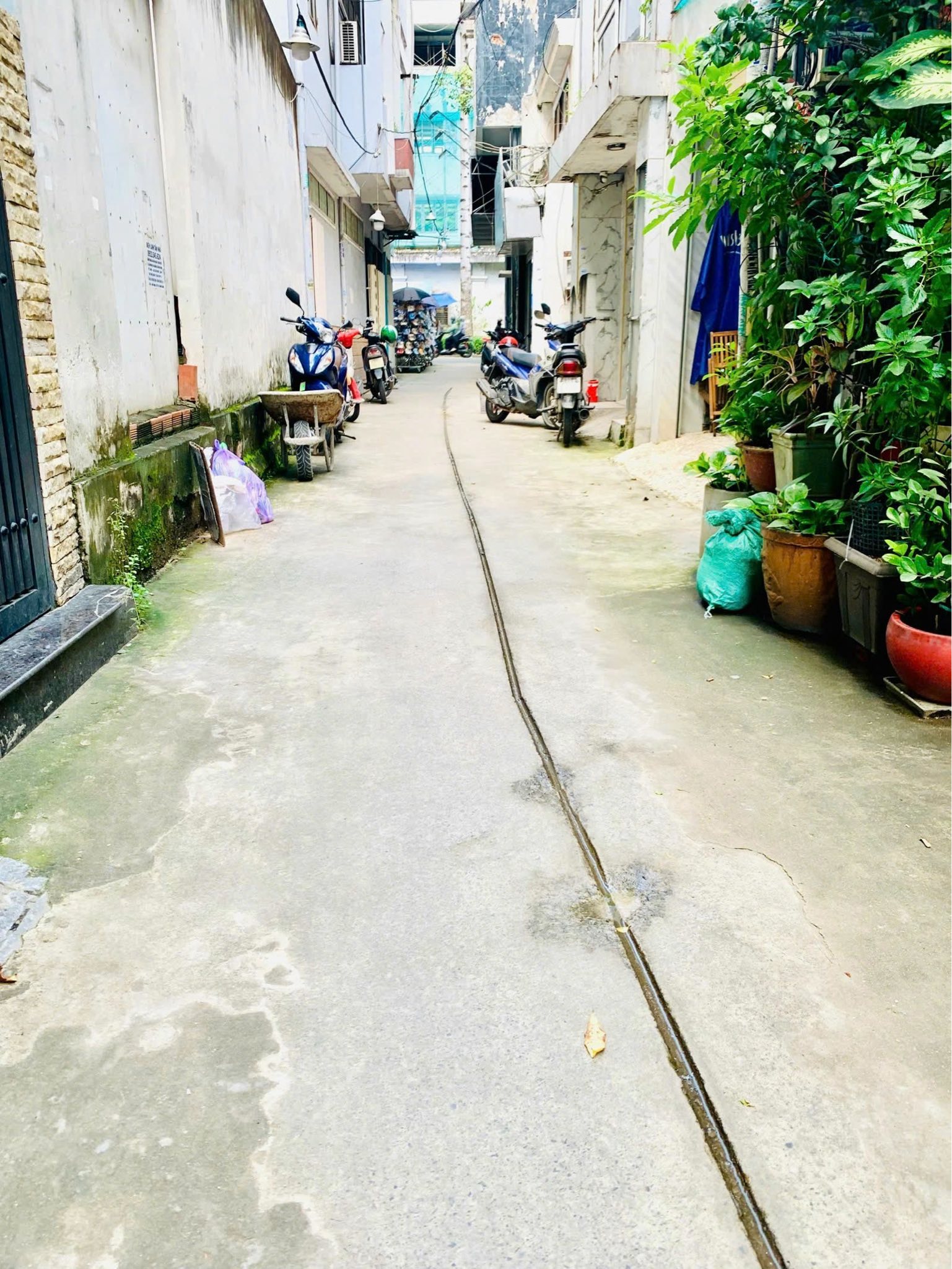 Bán nhà Quận 5, sát mặt tiền Nguyễn Trãi - Nguyễn Biểu