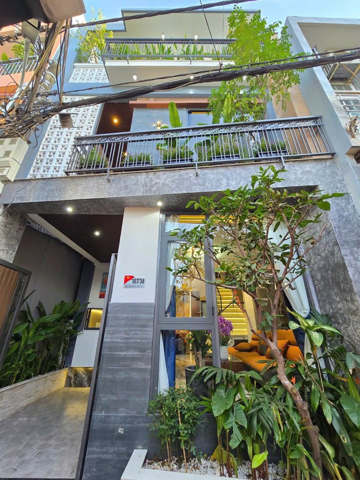 Bán nhà đẹp Thanh Khê, 61m2, ngang 6m, thiết kế nhiều không gian cây xanh, giá 5.68 tỷ