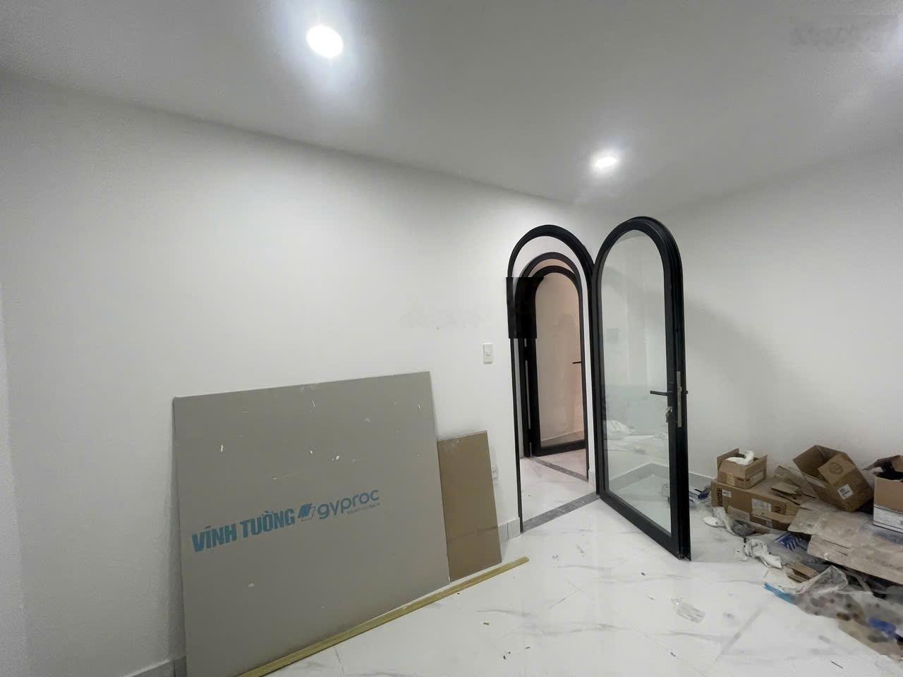 Nhà mới hẻm 1025/ Hậu Giang, P11, Q6, 4.5 x 7m, 2 tấm, 3.9 tỷ, 2 PN + 2 WC, LH: 0935721424 Hữu