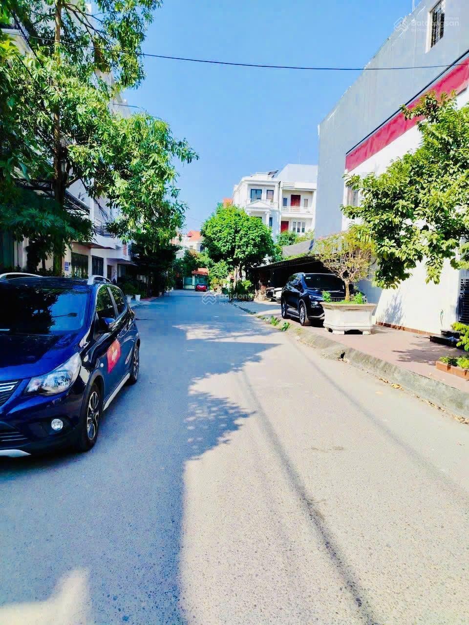 Bán nhà 3 tầng bình long, bhh a, ngang 4.5m 3pn, hẻm thông thoáng, giá 2 tỷ thương lượng