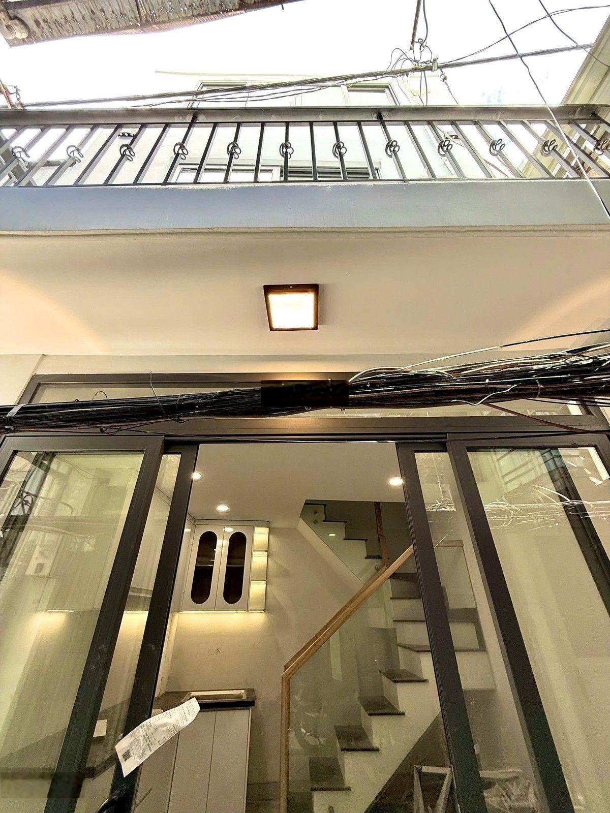 Siêu phẩm hiếm trung tâm bình thạnh nhà mới 3 tầng full nội thất chỉ 2.75 tỷ