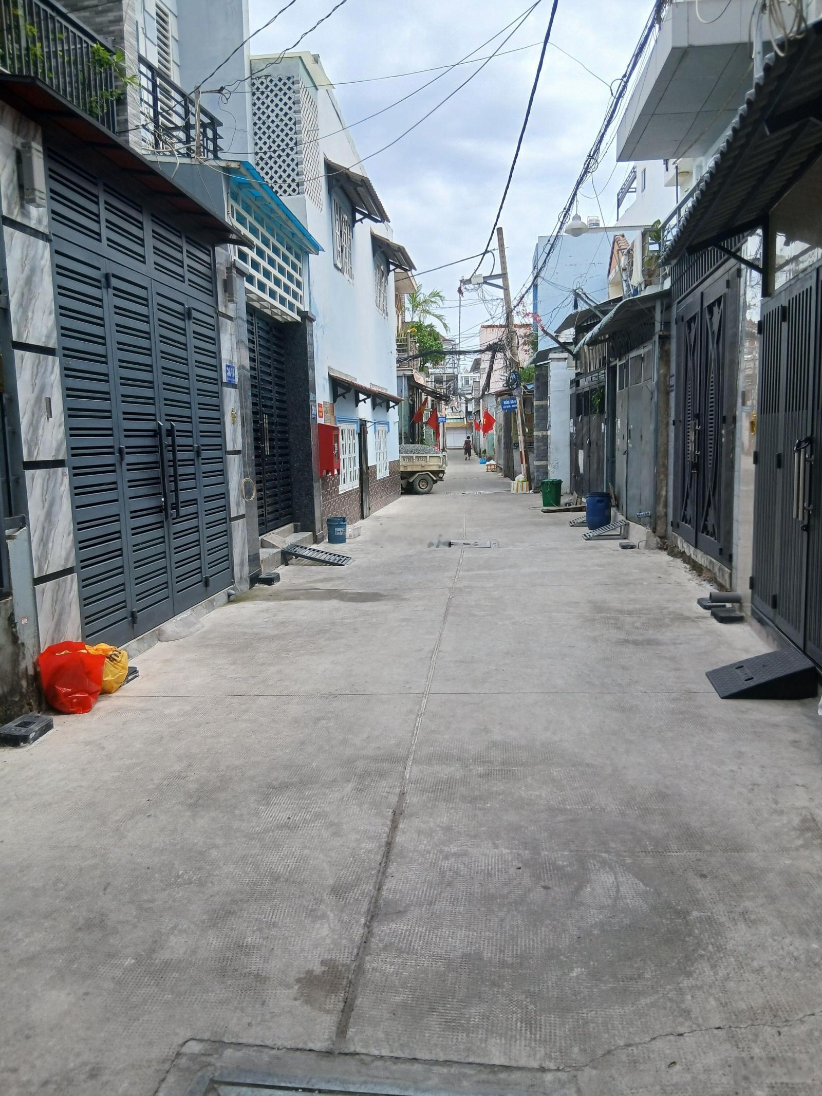 Bán nhà Huỳnh Văn Nghệ, Tân Bình, 4x13m, 2 tầng, hẻm 5.5m, chỉ 5.5 tỷ