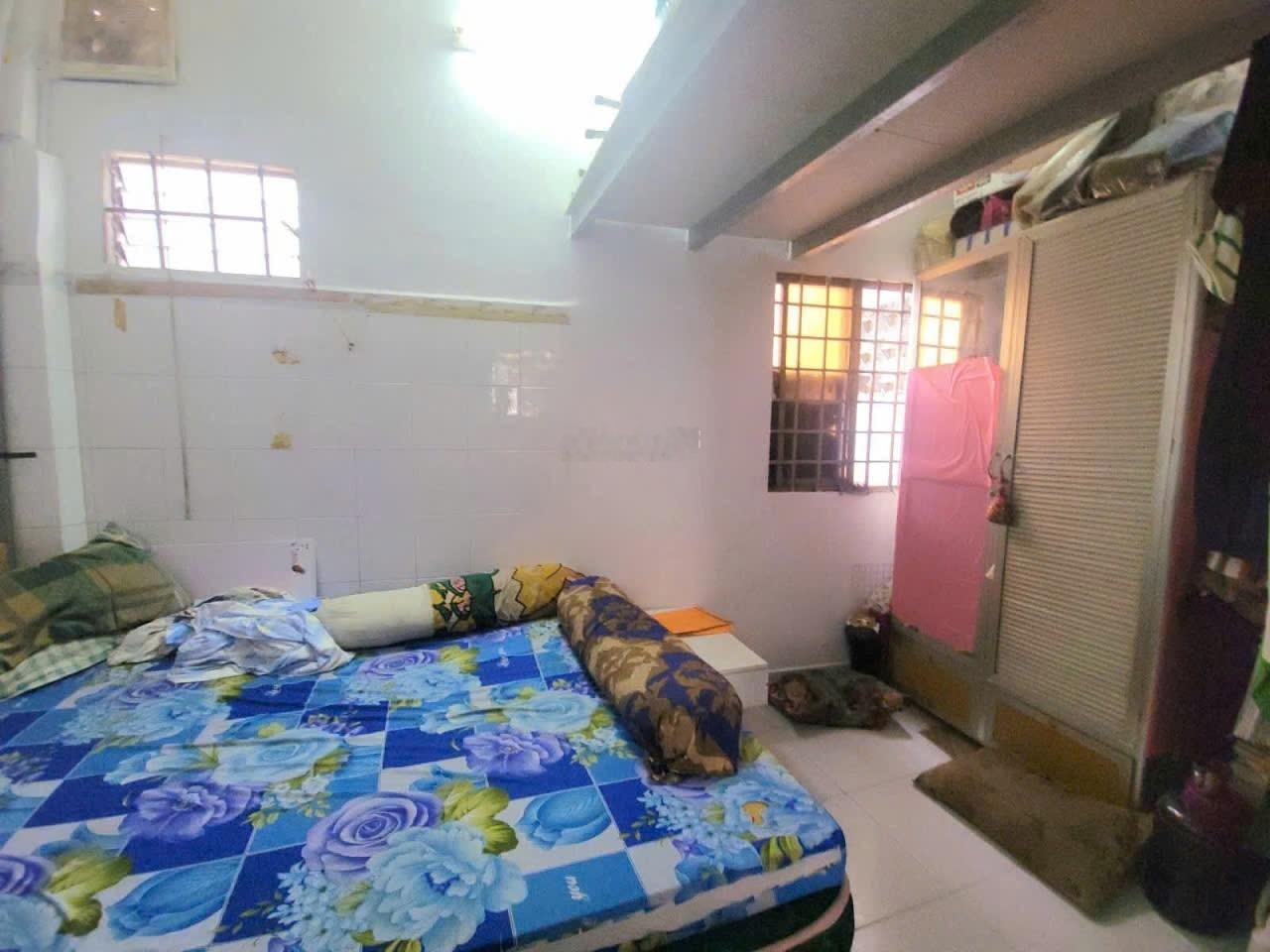 Nhà nguyên căn Nguyễn Kiệm p3 dt 5x7m 1 lầu 2pn