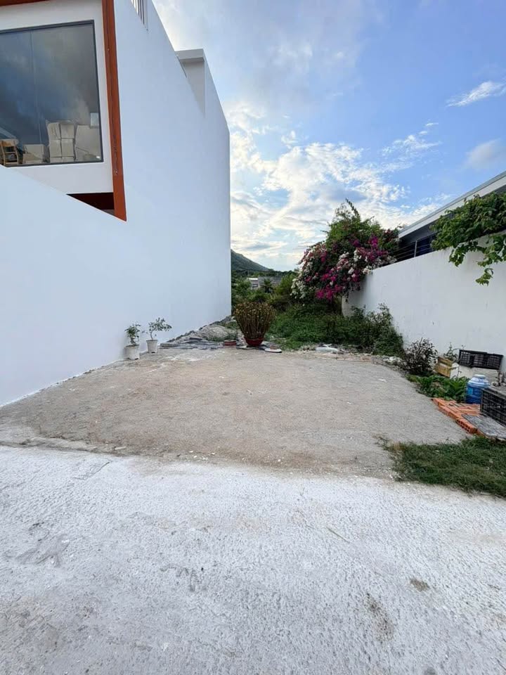 Bán khu nghỉ dưỡng, resort thành phố Nha Trang, tỉnh Khánh Hòa giá 2,1 tỷ