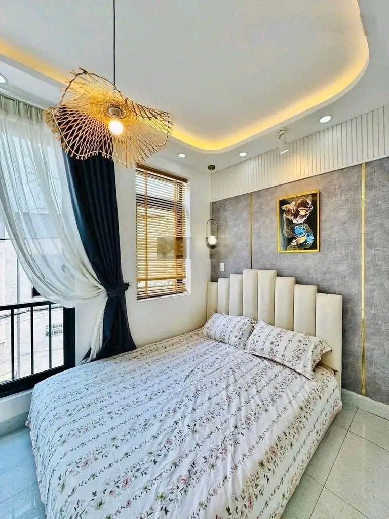 Tôi bán nhà 72m2/3tỷ350 đang cho thuê 17 triệu/tháng. đường Lý Nam Đế - P.7 - Q.11 gần Lotte Mart