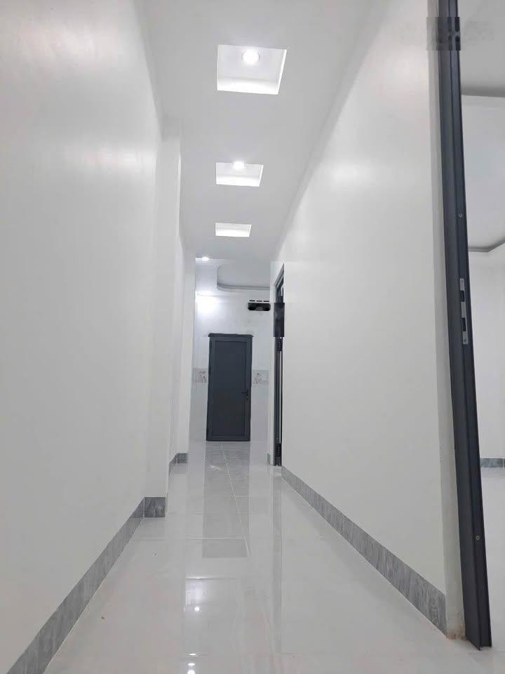 Nhà chính chủ - 2pn - 2wc - shr - hẻm oto - ngay Bà Hom - giá 1 tỷ 750