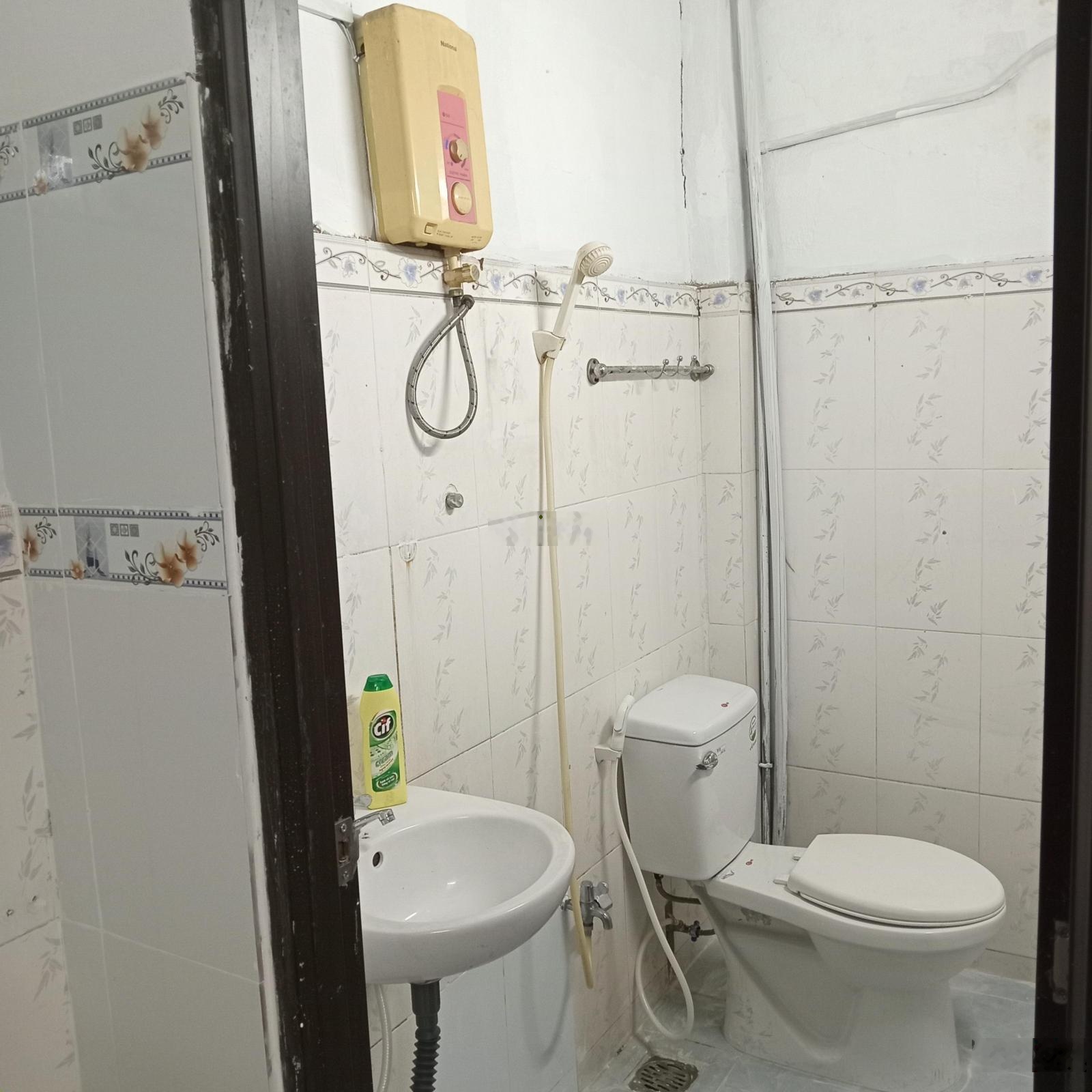 Cho thuê nhà 33/18 Trương Thị Hoa gần siêu thị Mega Marrket, Ngã tư Tân Thới Hiệp giá 5 tr/ tháng