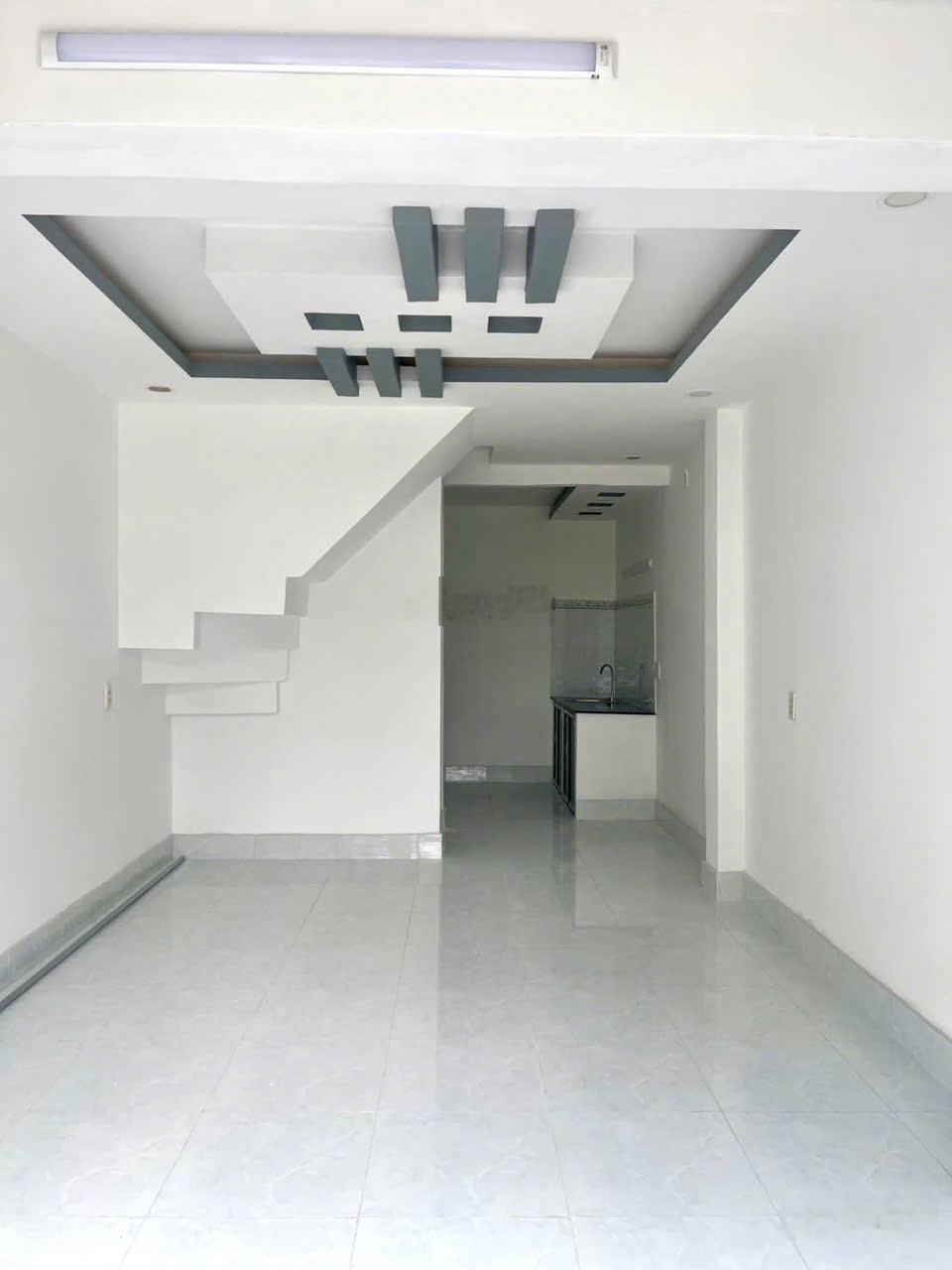 Tuấn HaiLongReal: Bán nhà 1 lầu hẻm xe hơi 1,8 tỷ tại Lê Văn Lương cách Phú Mỹ Hưng 15 phút