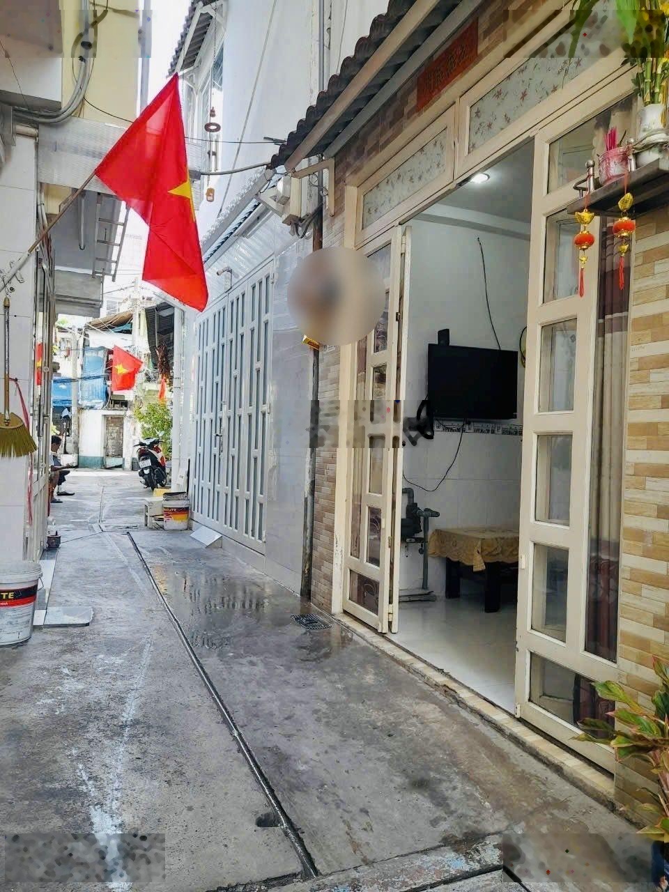 Nhà 2 tầng Ông Ích Khiêm, DTSD 40m2, sử dụng 3 tỷ (bớt lộc)