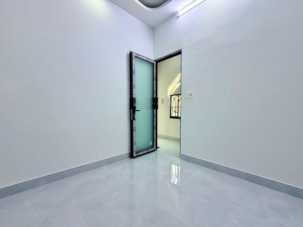 Bán nhà mới keng hương lộ 2 , bình tân, 32m2 , 2 tầng , giá nhỉnh 2 tỷ