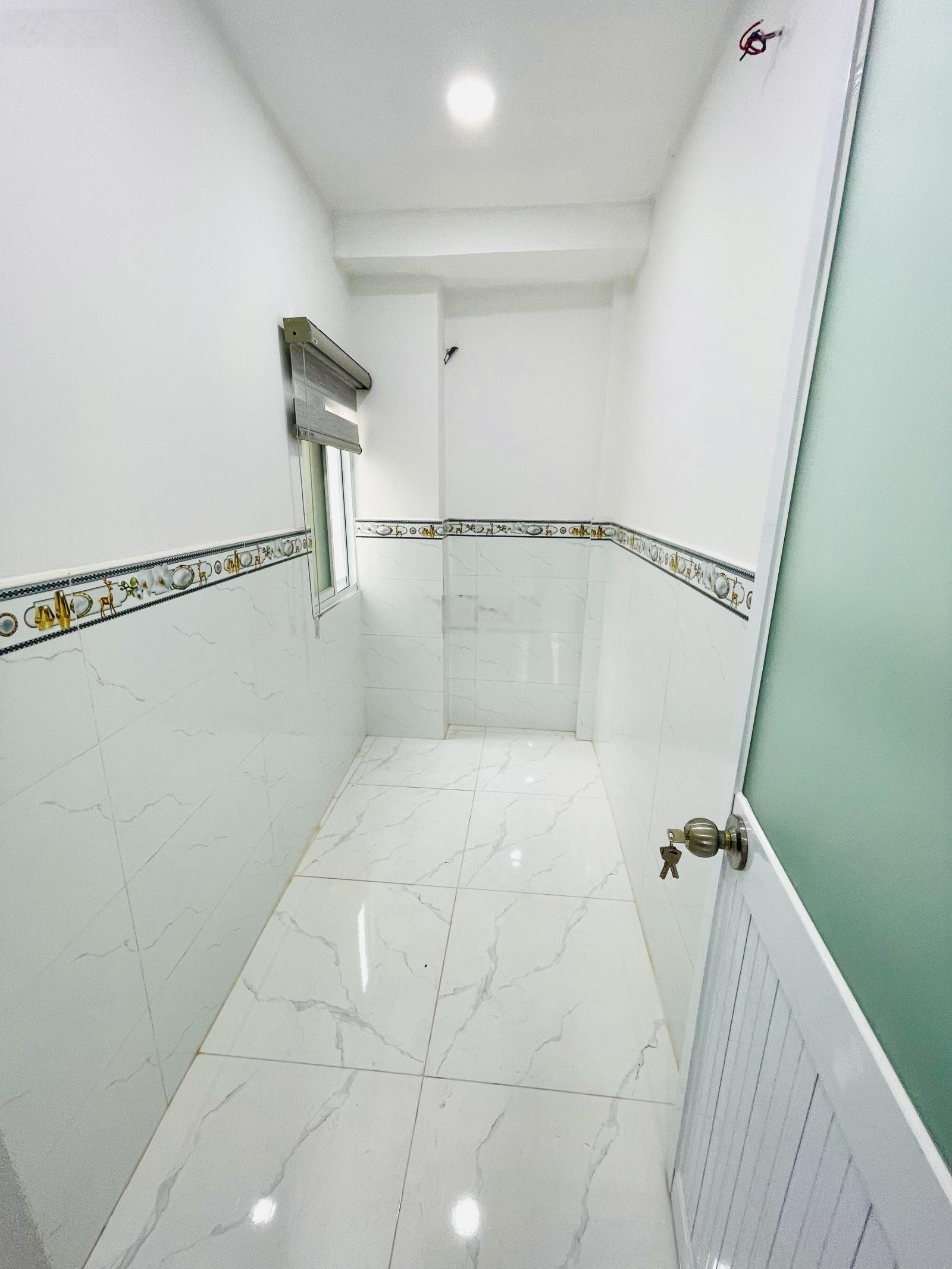 Bán nhà q6, đường tân hoà đông gần vòng xoay coopmart phú lâm, 2pn, shr, 9 chủ, kqh - 1,250 tỷ