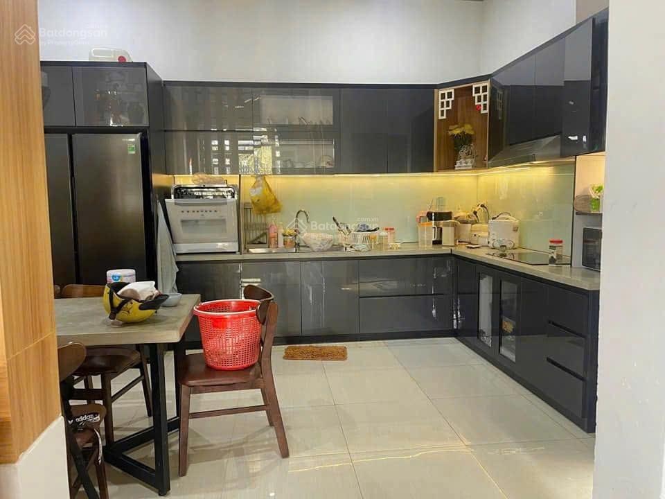 Bán Gấp 950tr nhà 1 trệt 1 lầu đường Hưng Nhơn SHR ngay chợ Bờ Ngựa 129m2, Thuê 15tr/ tháng