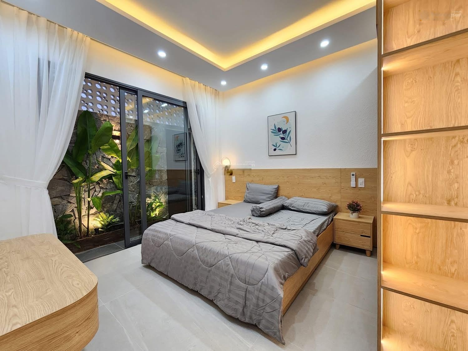 Nhà ở Nguyễn Cửu Phú, 850 triệu đã có sổ riêng hoàn công đủ. 5x20m. Đang cho thuê 20tr/tháng.