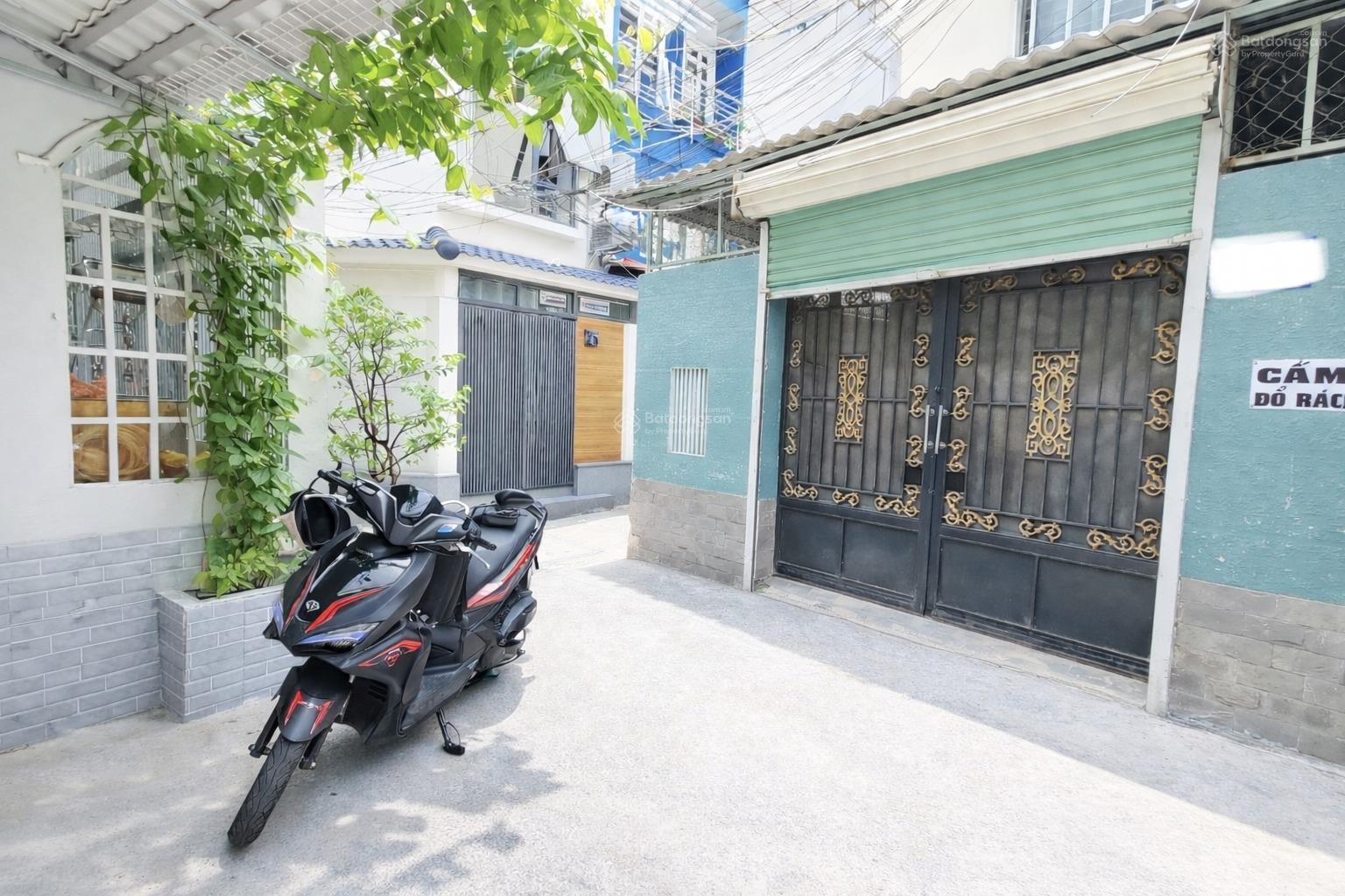 Trung tâm Phú Nhuận, 4.6 tỷ, 24m2, 3 tầng, khu ẩm thực Phan Xích Long