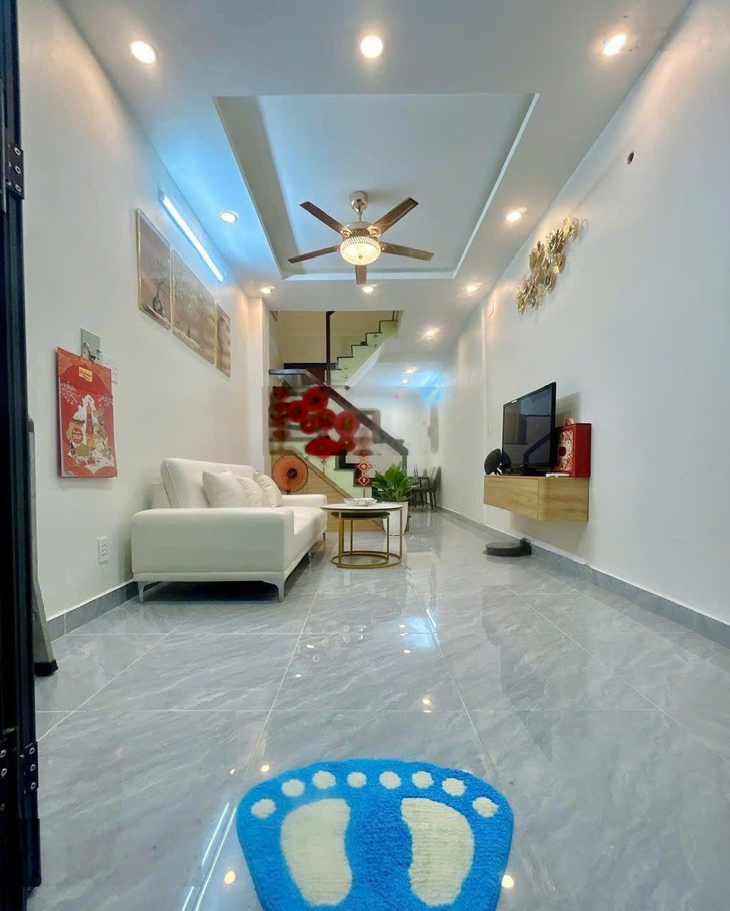 Nhà Mới Tân Bình, 32m2, Hẻm Xe Tải, Thoáng mát, Đủ Công năng, Chỉ 4.15 Tỷ