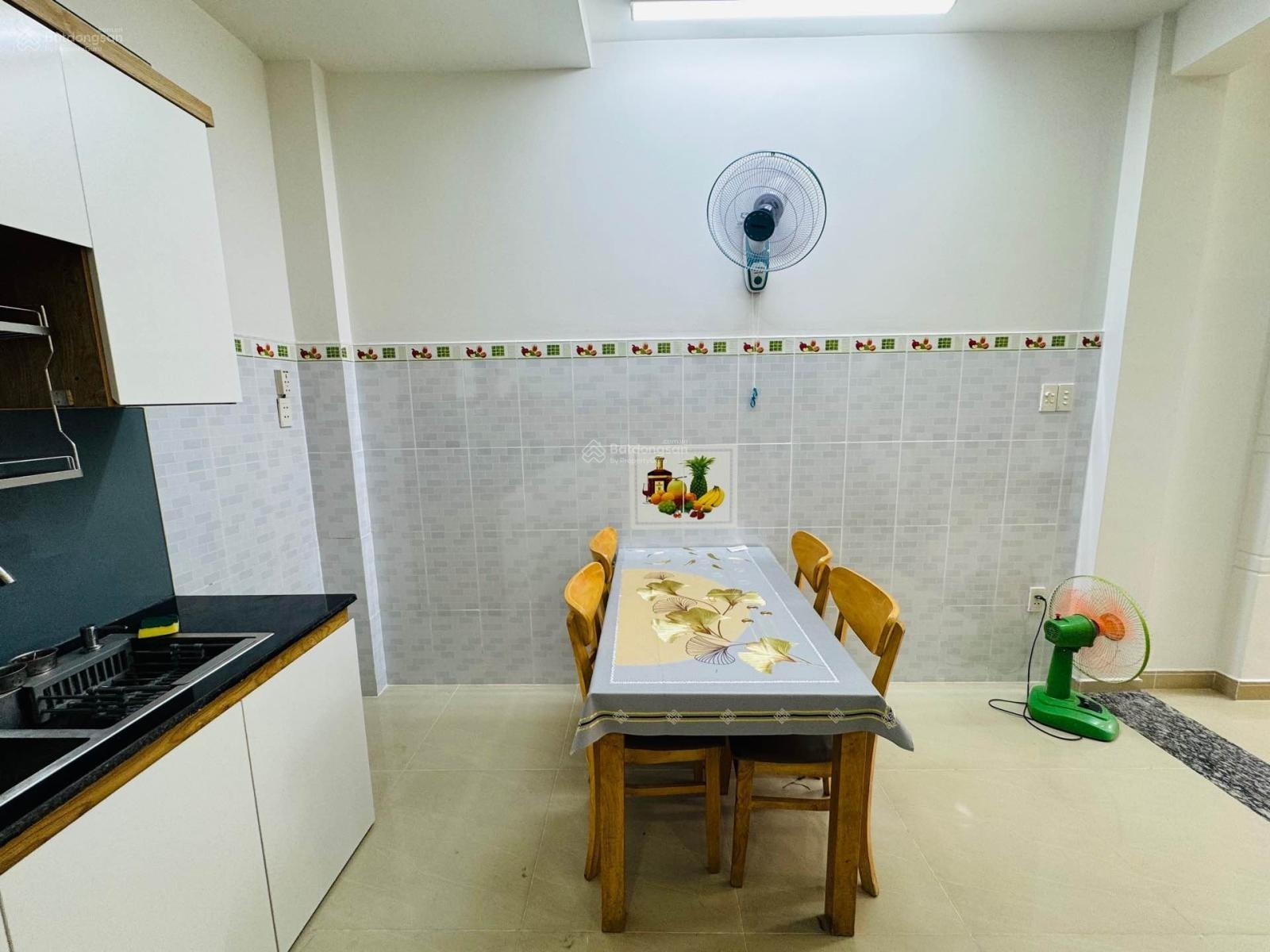 Nhà 2 tầng (5m x 9m) phạm văn bạch q tân bình