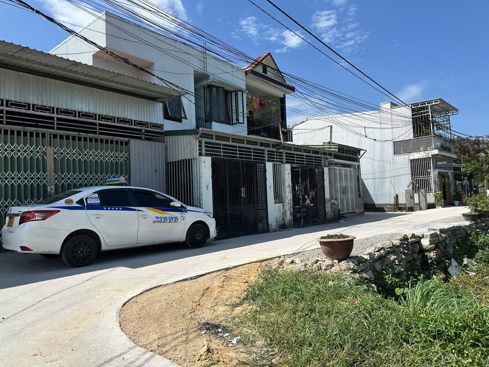 Bán đất Nguyễn Hữu Cảnh, Thủy Dương, Hương Thủy, đối diện bến xe phía Nam thành phố Huế, giá 3.3 tỷ