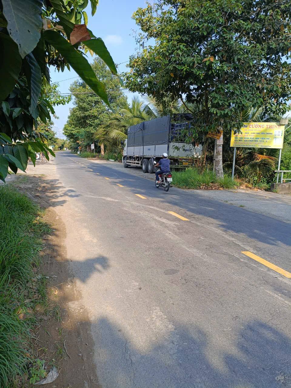 Cần bán nền thuộc phường Phú Tân, Bến Tre cũ, giá 440 triệu