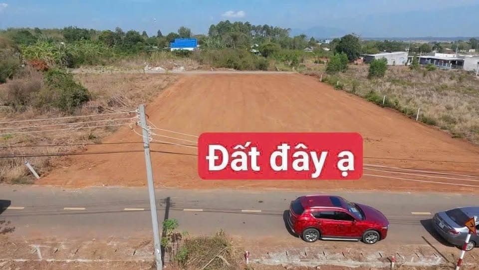 Bán đất mặt tiền Lương Thế Vinh, trung tâm thị trấn Đất Đỏ cũ, đối diện công viên, gần chợ Đất Đỏ