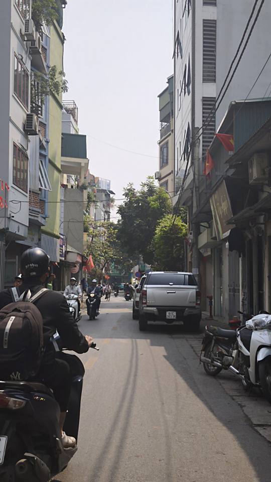 Bán nhà ngõ 162 Nguyễn Văn Cừ, Long Biên, ngõ thông, sát ô tô, đi lại rất thuận tiện