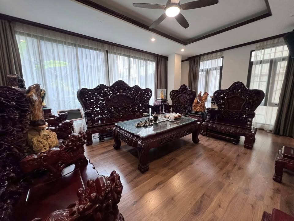 Bán nhà Chiến Thắng, Hà Đông, ô tô ngủ trong nhà