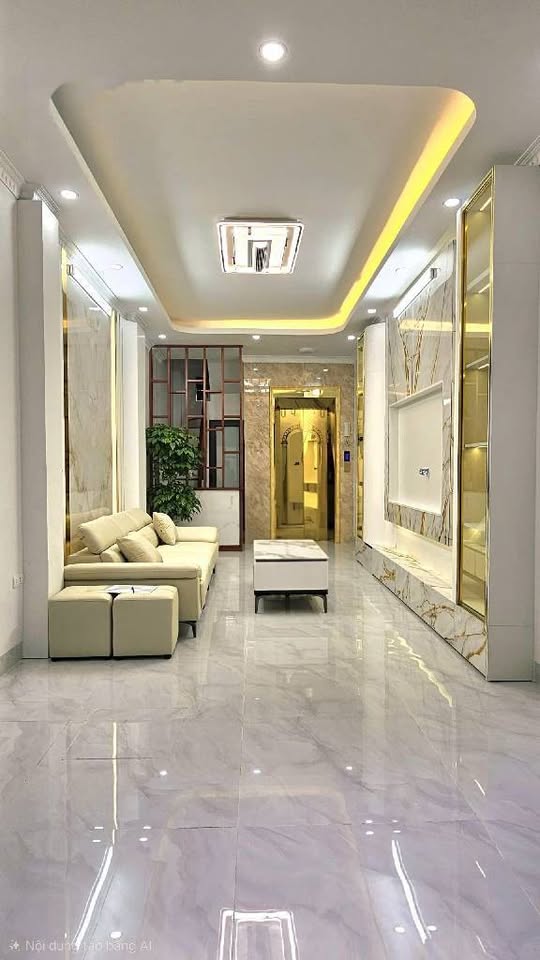 Bán nhà Hoàng Văn Thái, Thanh Xuân, 37m2, thang máy xịn