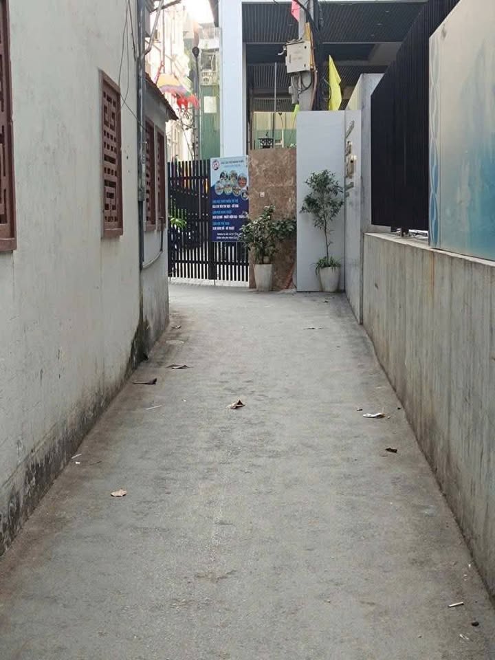 Bán nhà tại ngách 38 ngõ 218 phố chợ Khâm Thiên, giá 11.8 tỷ