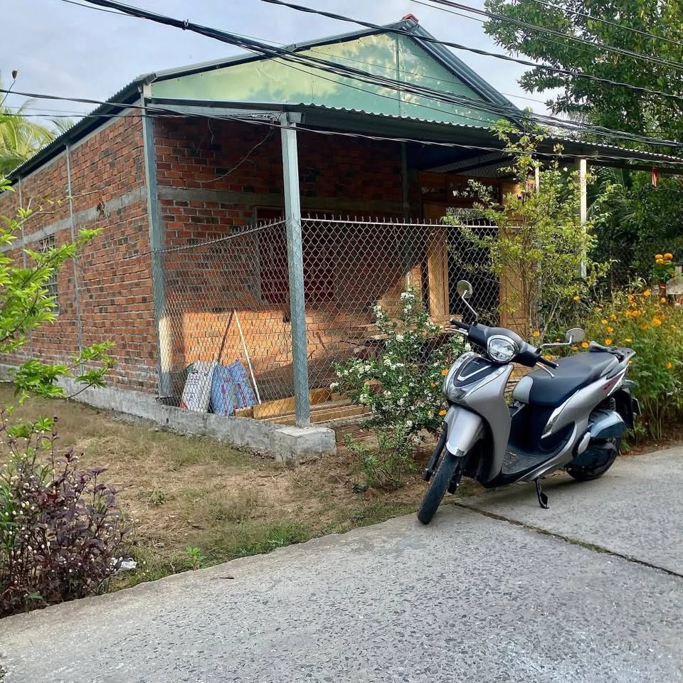 Bán đất mặt tiền hẻm bê tông tại xã Sơn Phú, Giồng Trôm cũ, nay là phường An Hội, tỉnh Vĩnh Long, giá 590 triệu