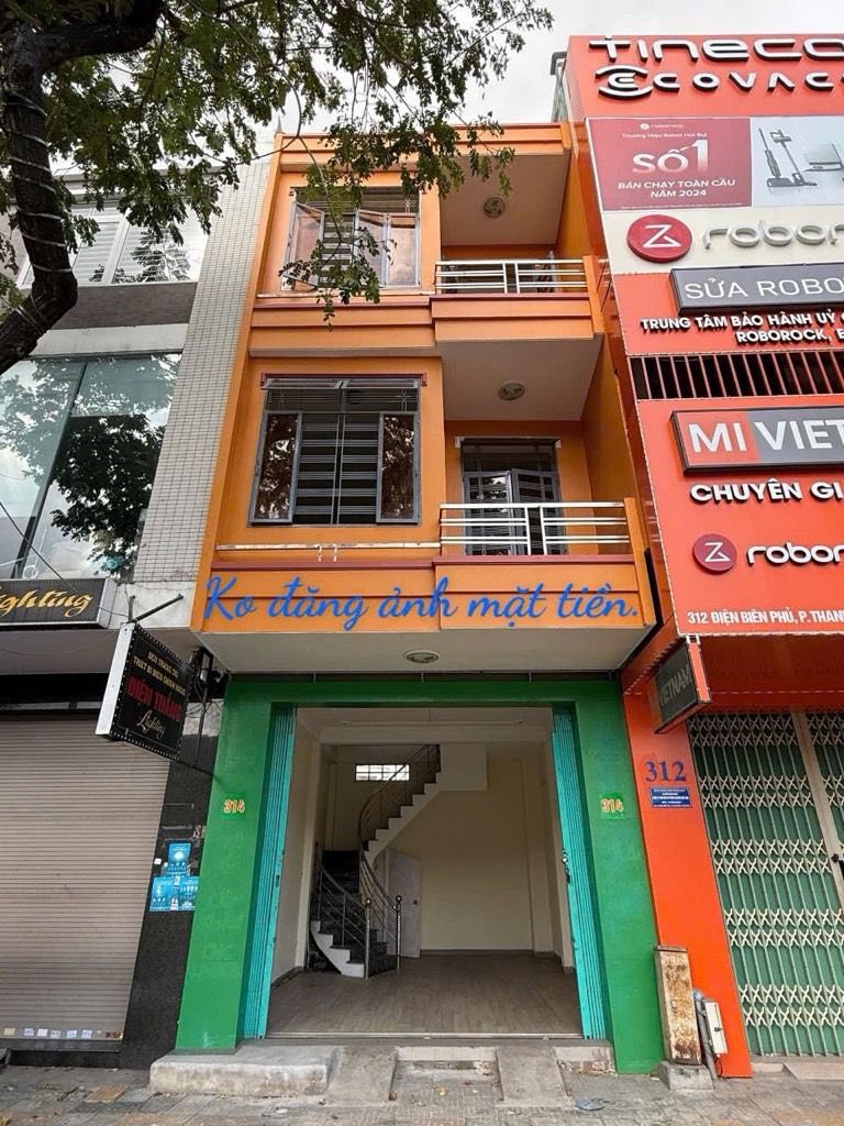 Bán nhà 3 tầng mặt tiền Điện Biên Phủ, đường 33m, phù hợp vừa ở vừa kinh doanh, giá 7.75 tỷ