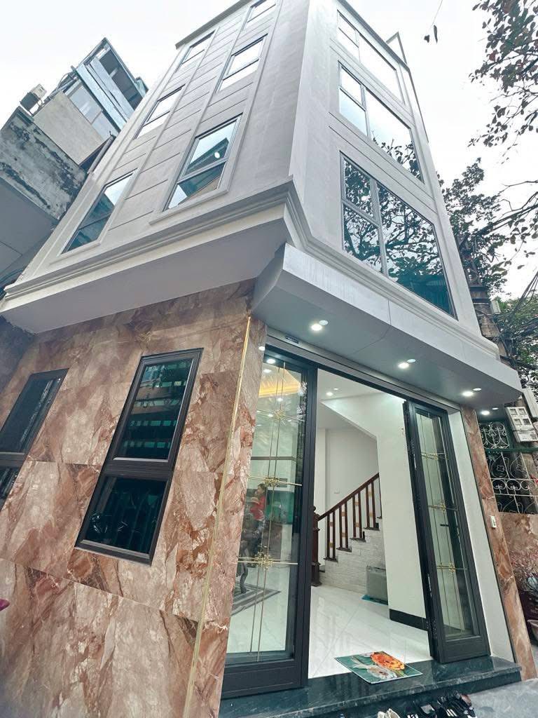 Bán nhà phân lô Lạc Trung, Kim Ngưu, 36m2, ngõ ô tô tránh, lô góc, giá 10.5 tỷ