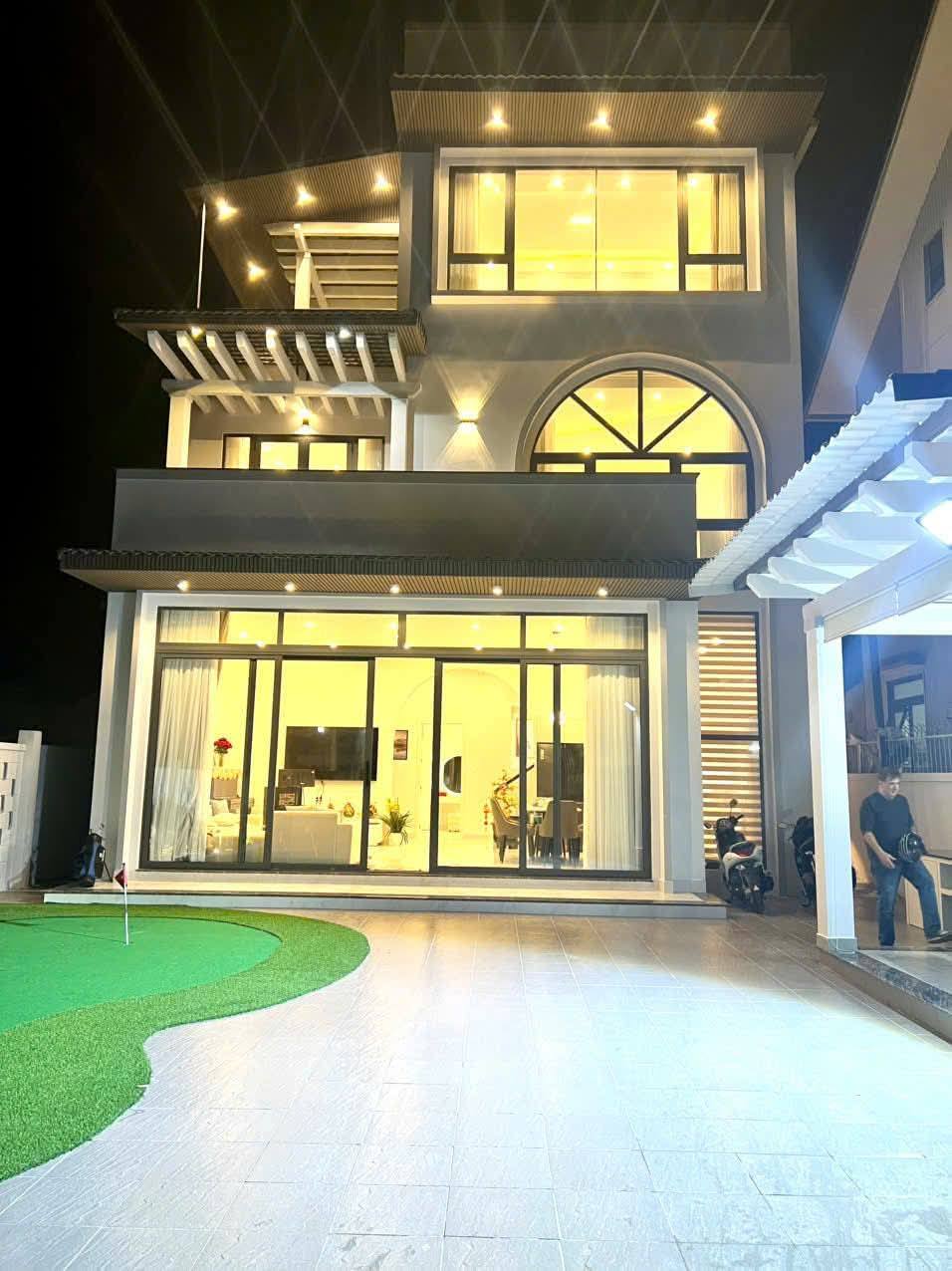 Bán nhà riêng thành phố Đà Lạt, tỉnh Lâm Đồng, giá 20,5 tỷ