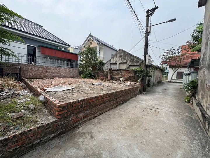 Bán đất đẹp Kiêu Kỵ, Gia Lâm, ô tô vào đất, giá 4.85 tỷ