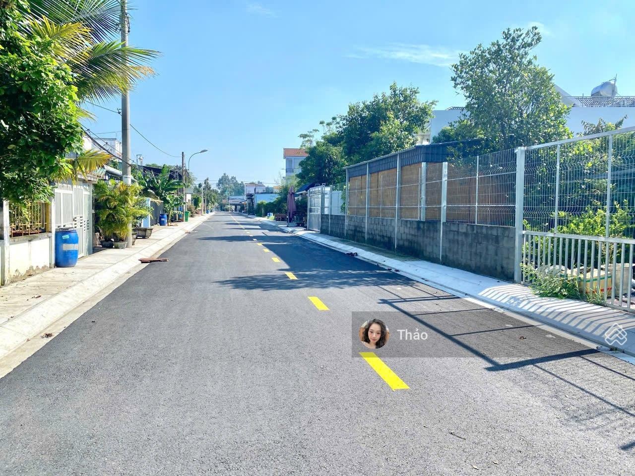 Nhỏ nhưng không tầm thường. 68m2 chỉ 600tr, tại thị trấn.cc - nhựa thông khu bàn cờ dân cư đông đúc