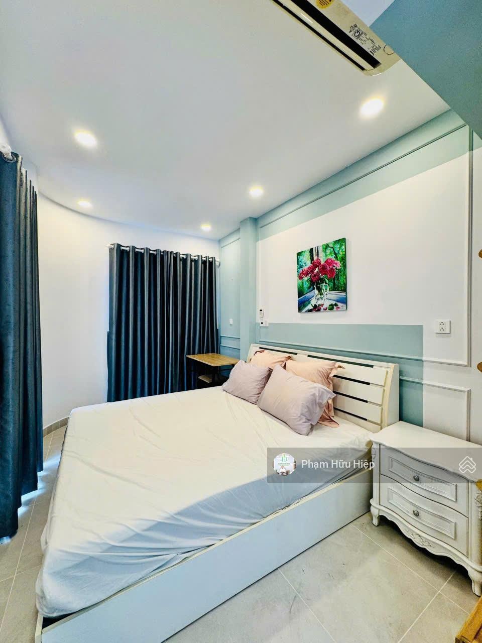 Bán nhà căn góc 2 mặt hẻm Bùi Viện Quận 1 - 3 tầng, phù hợp đầu tư cho thuê ngay - Giá 8,5 tỷ