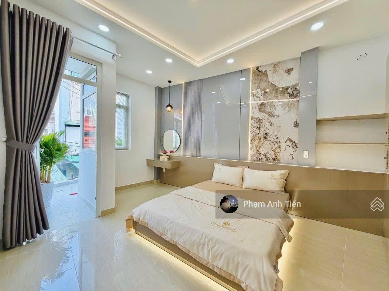 Nhà mặt tiền kinh doanh, đường Nguyễn Cửu Vân - Bình Thạnh. Giá 3Tỷ790/70,5m2, gần đại học Kinh Tế.