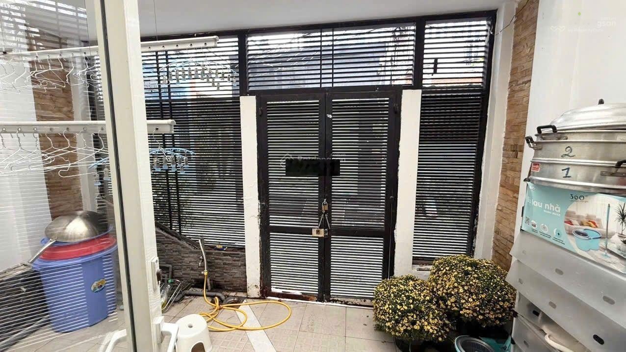 Bán nhà riêng góc 3 tiền hẻm 1trệt 1 lầu 68m2, 4,95 tỷ tại Phường 11, Gò Vấp, để kinh doanh mua bán