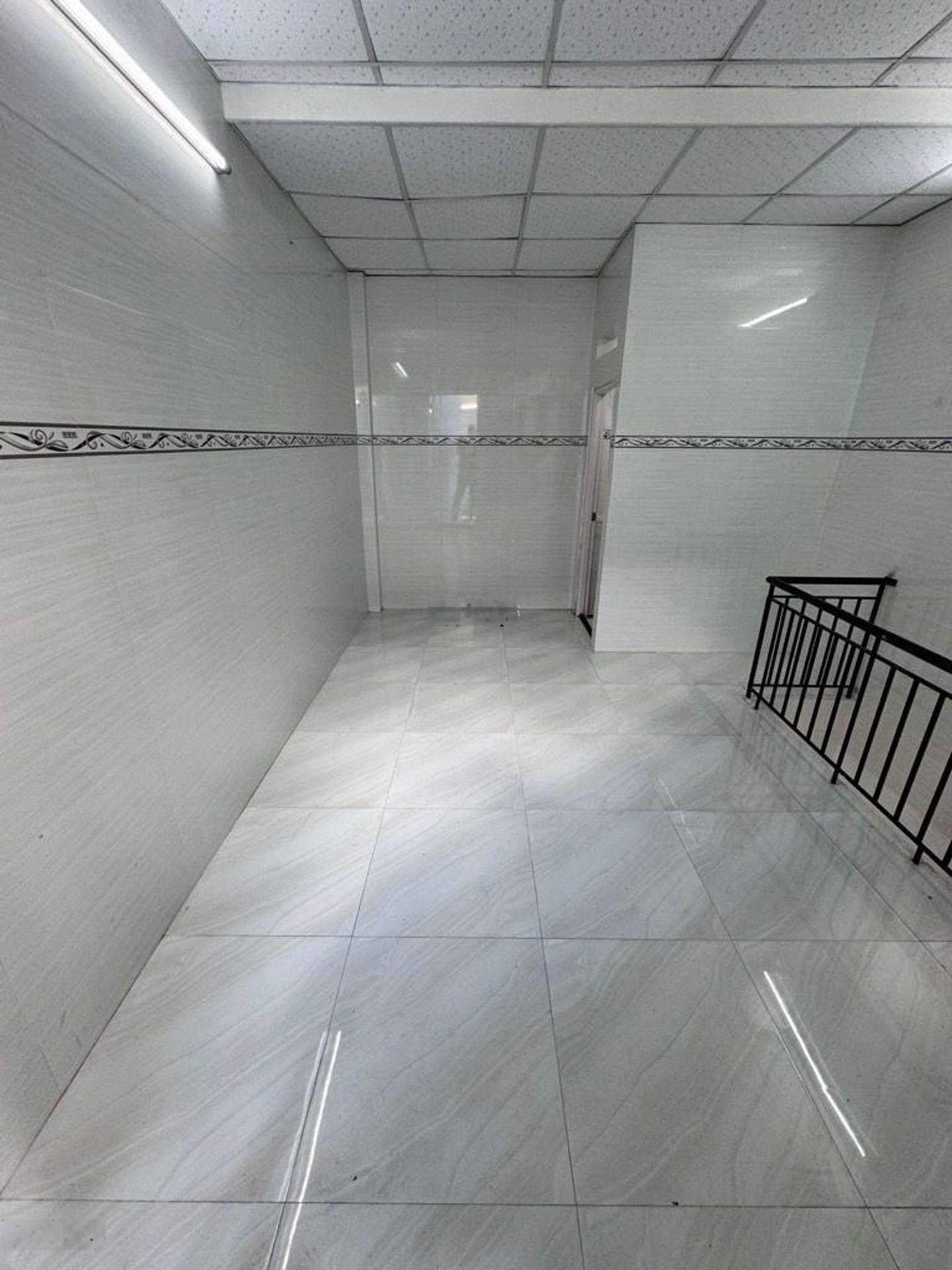 Bán nhà đường Phú Thọ Hoà, Tân Phú, gần chợ Tân Hương, 2 tầng nhỏ xinh, nhỉnh 2 tỷ thương lượng