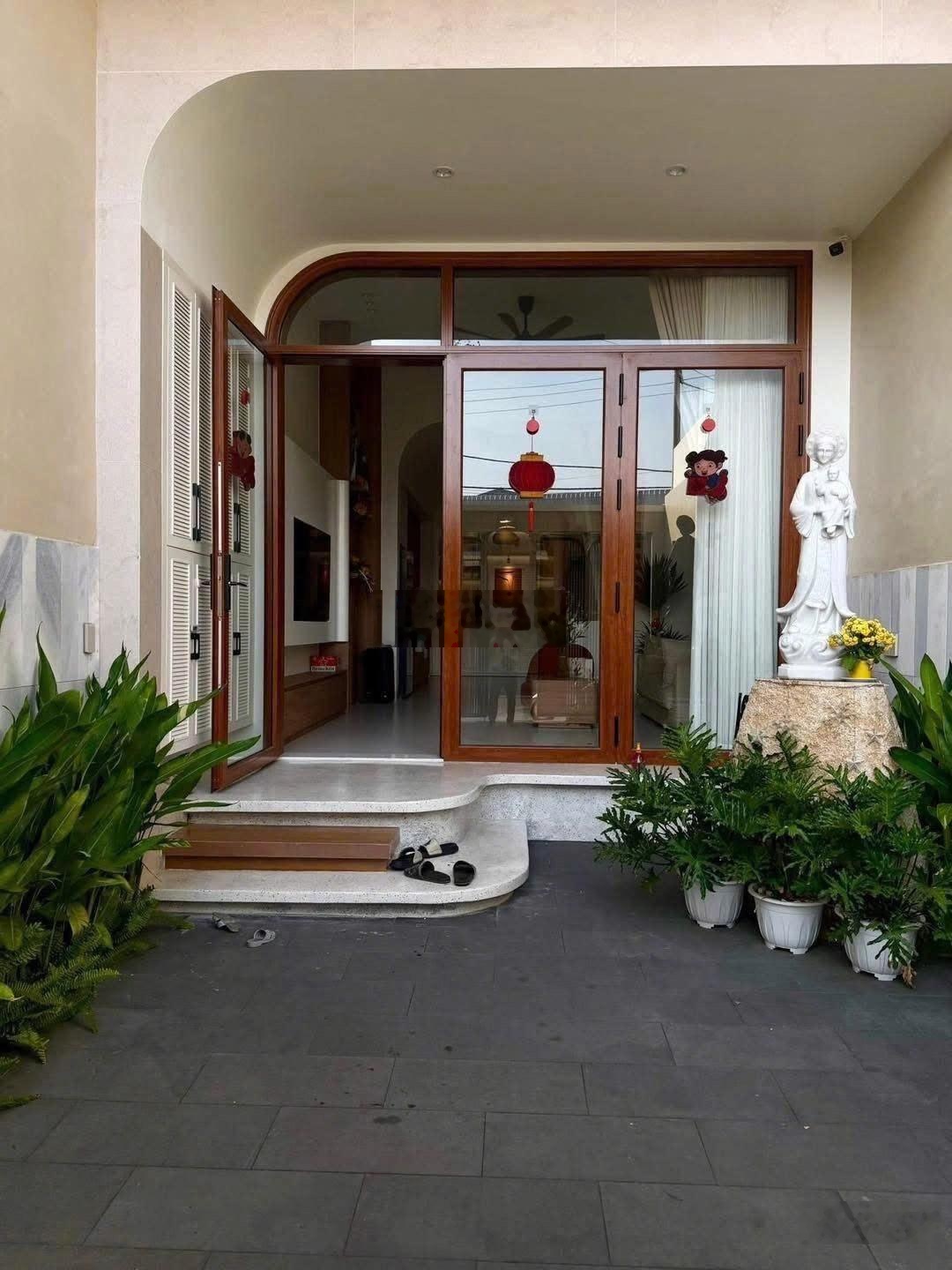 Cần thanh lý gấp căn nhà ngay Nguyễn Văn Linh, khu dân cư Conic sổ hồng riêng