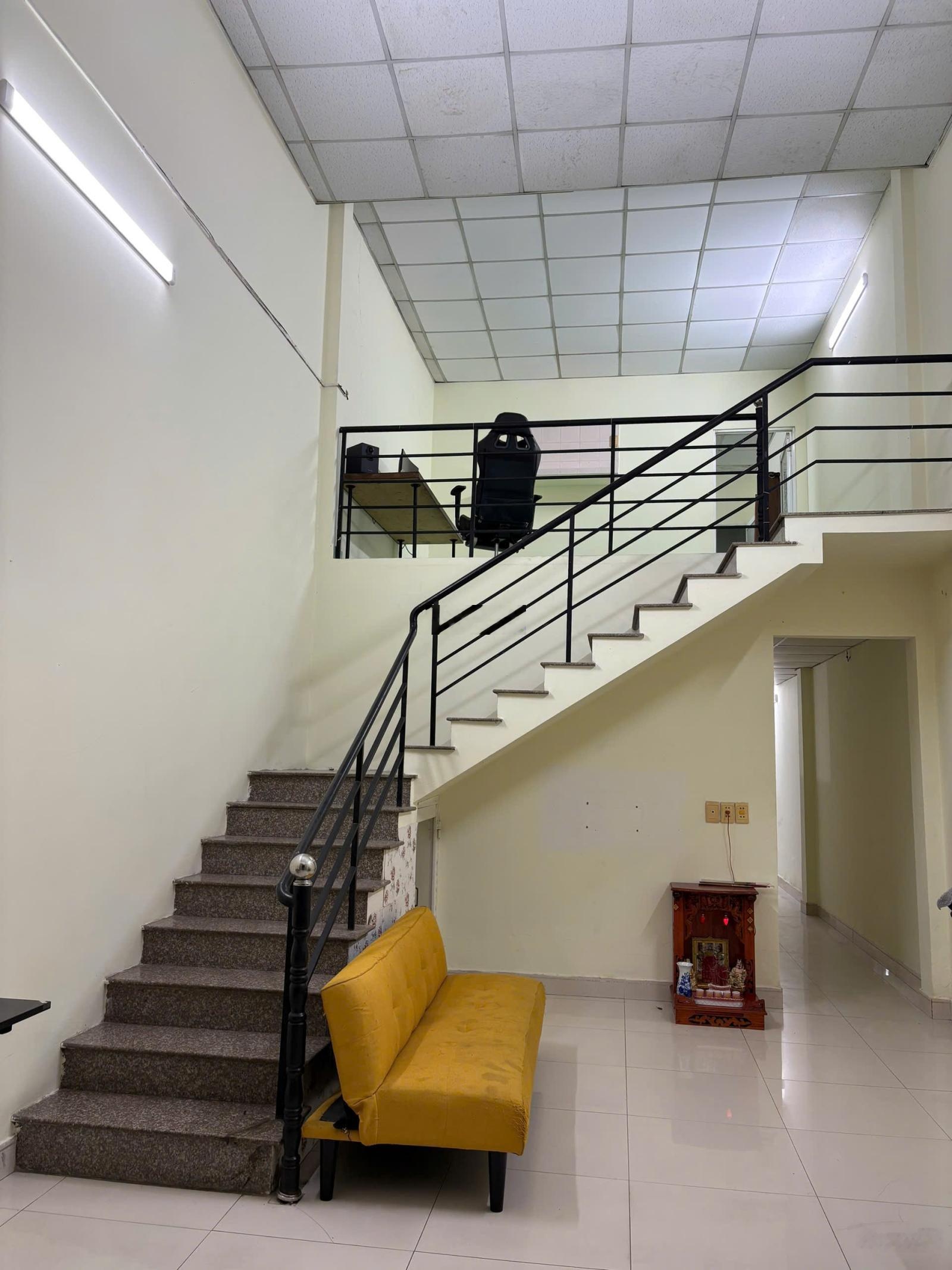 Cho thuê nhà nguyên căn - 2pn, 2 wc, 112m2