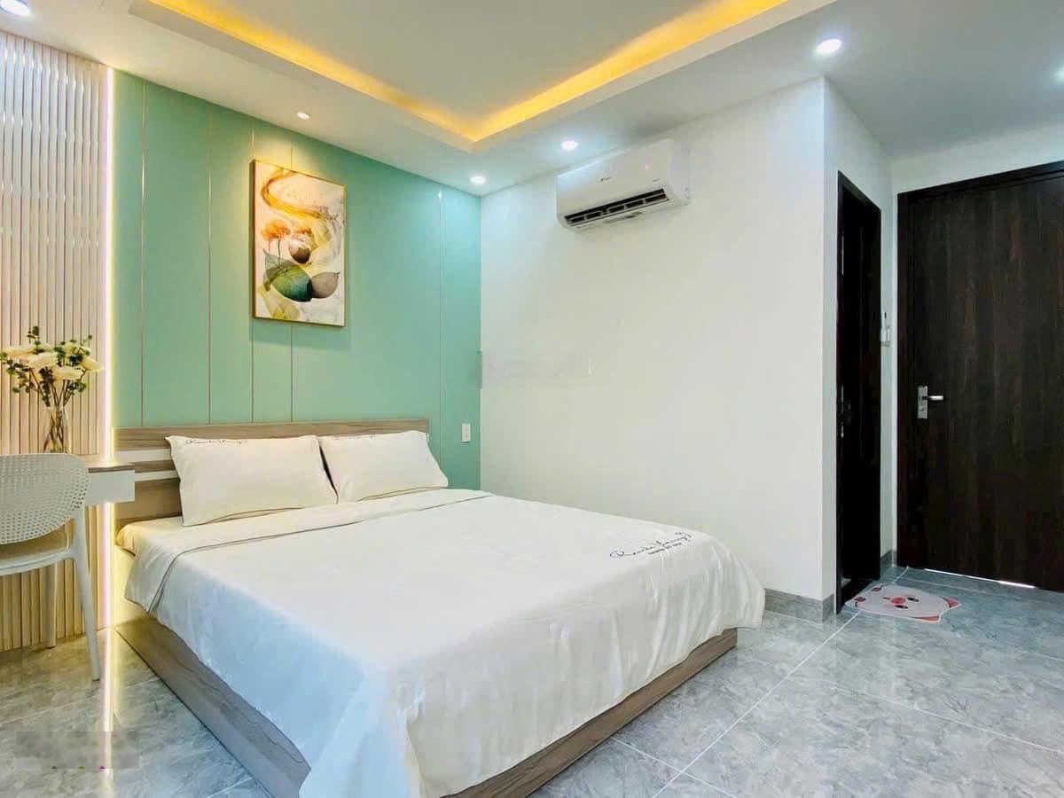 Bán gấp căn nhà mới đường bùi đình tuý, p.14, q. bình thạnh, 2 tỷ 750, 85m2, hẻm ôtô, công nhận đủ.