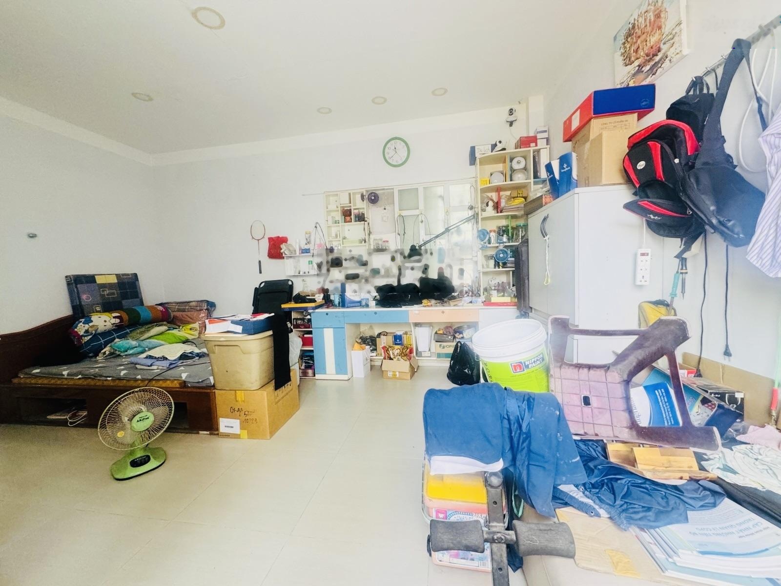 Giá rẻ 214 Nguyễn Trãi Quận 1 - 71m2 ngang 5m2 3 tầng 6 PN - Chỉ 10 tỷ