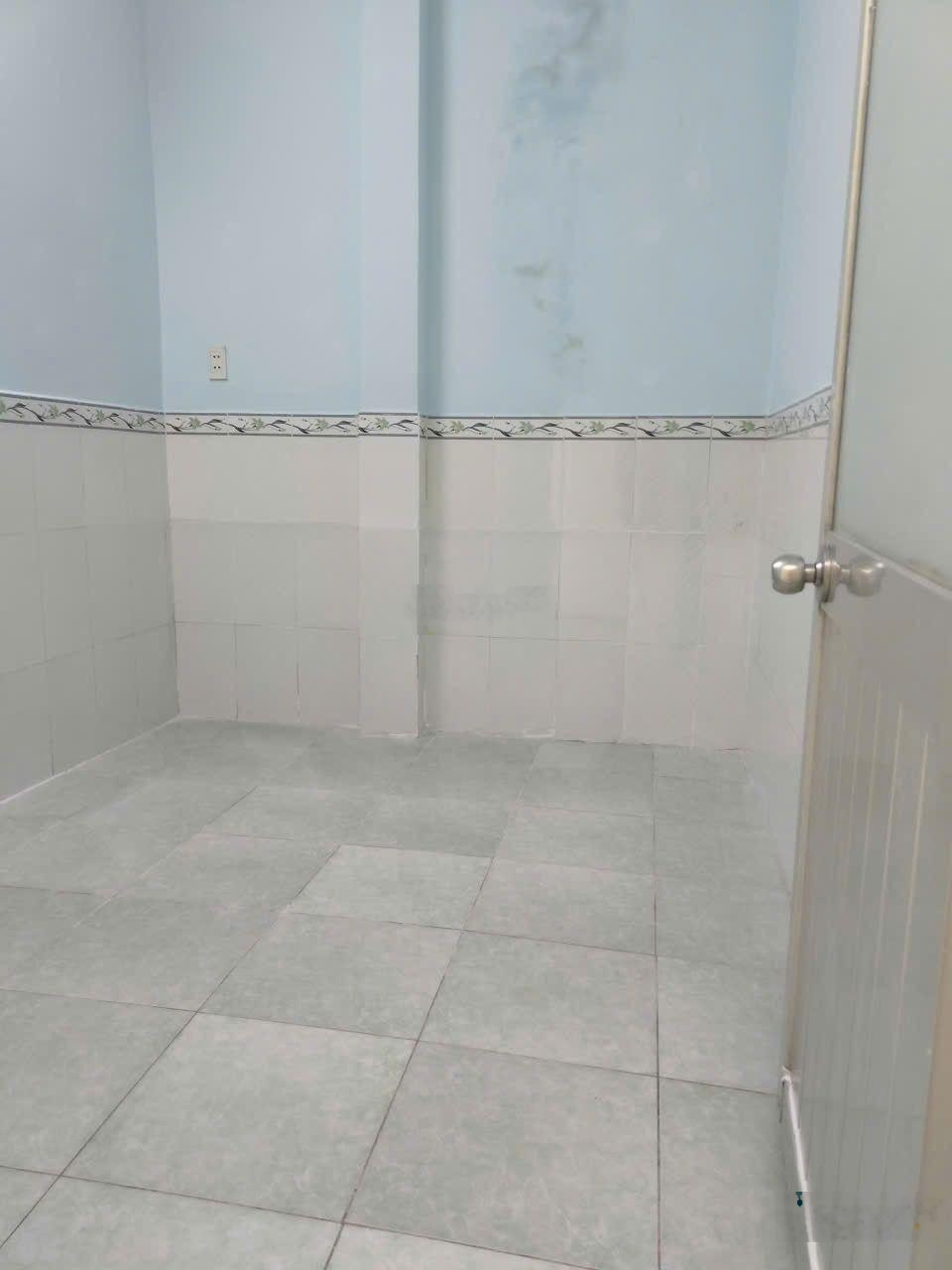 Chỉ nhỉnh 700tr Nhà sổ đỏ chung 2 căn 1 sổ 4,1x7,2, điện nước riêng, 2 xẹt ngắn Phạm Thị Giấy HM