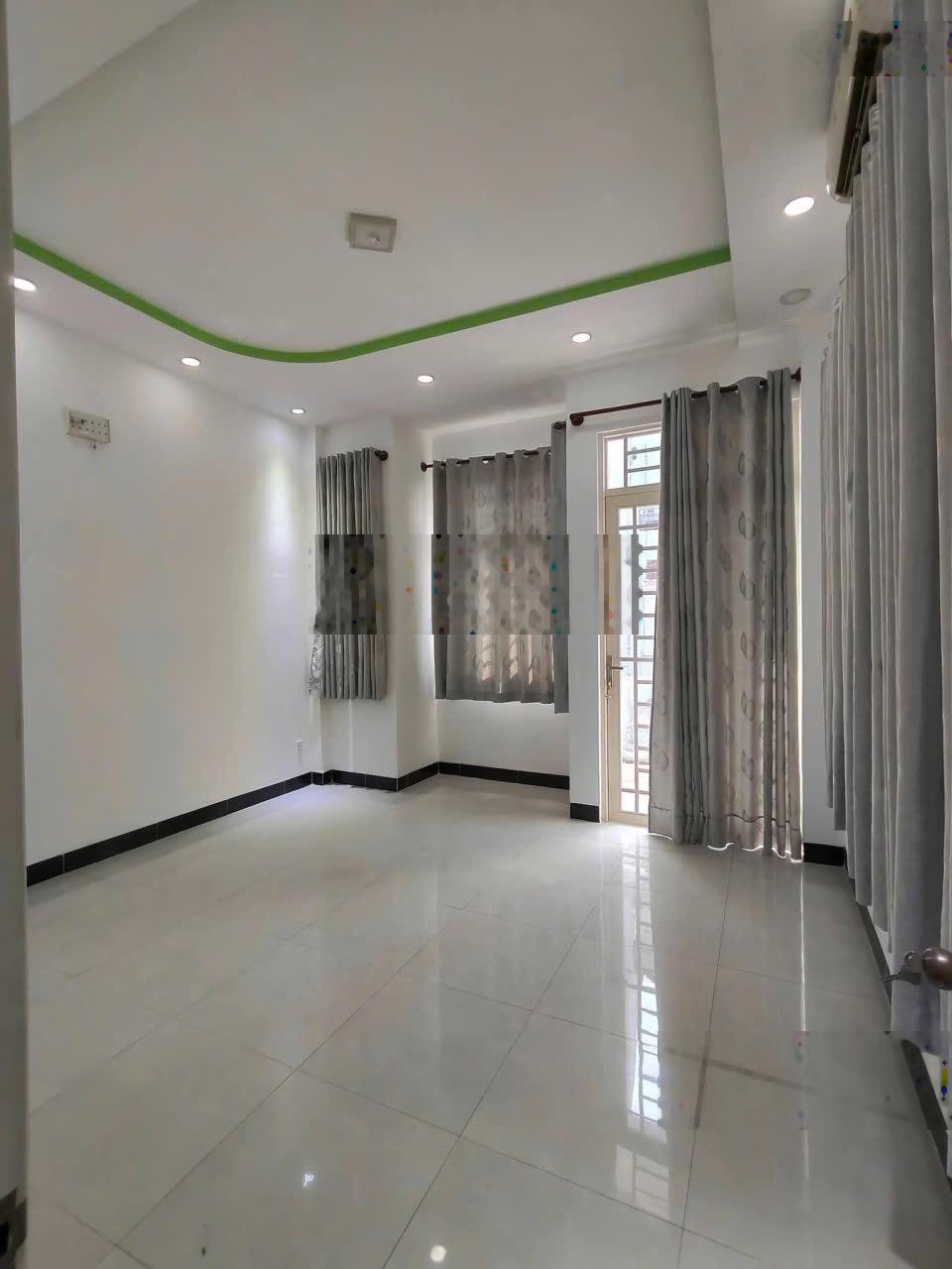 Cho Thuê Nhà 1 Trệt 3 Lầu 4PN 5x16m Hẻm Xe Hơi Kiều Đàm Gần Lottlemart Quận 7