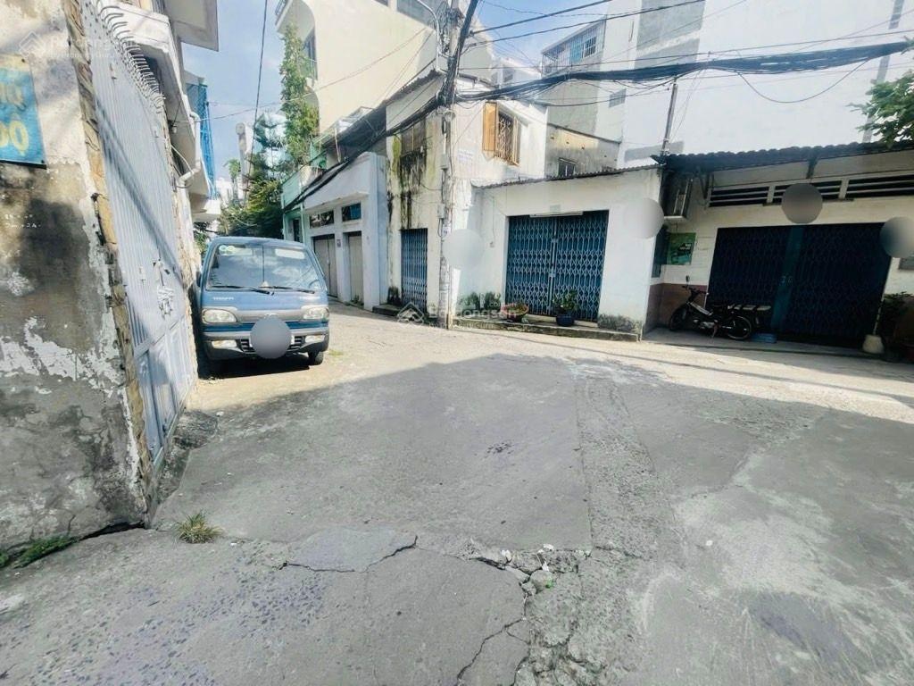 Gấp bán nhà 2 tầng gần chợ Bà Chiểu, hẻm xe tải hơn 4tỷ